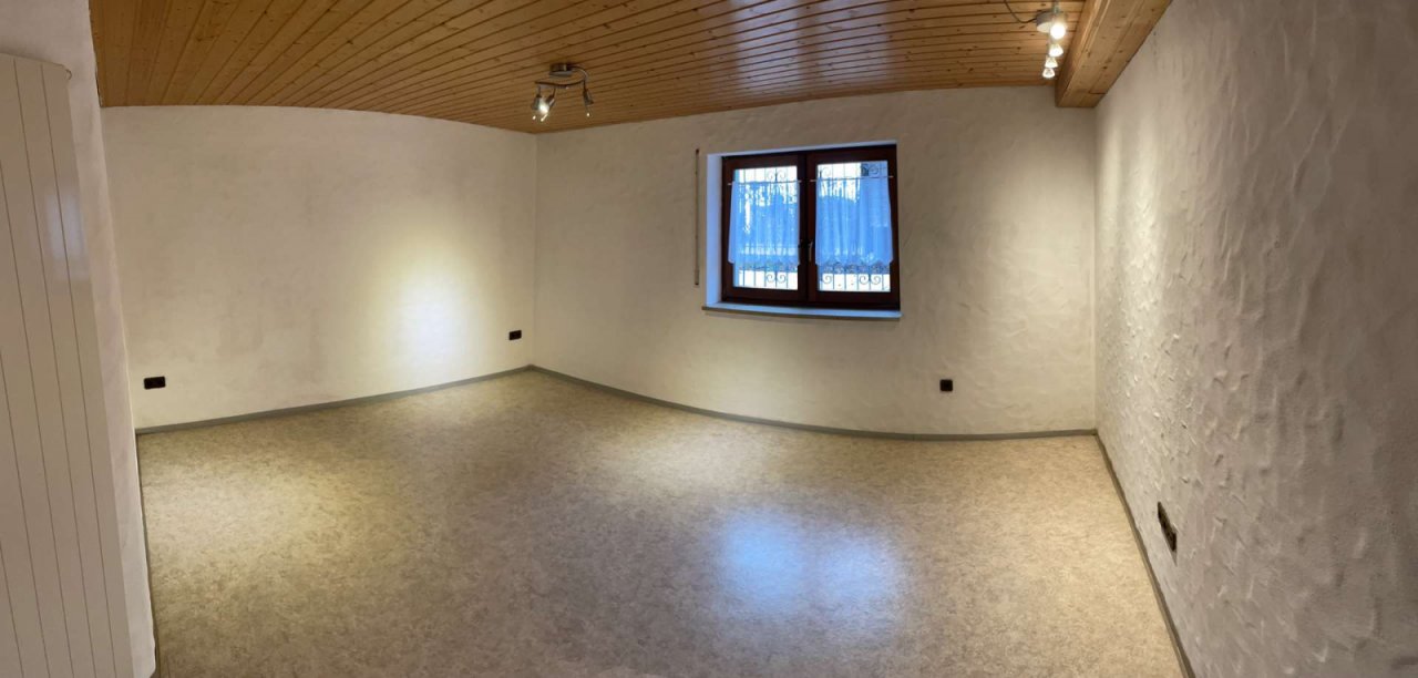 E18 Keller, Büro (Panoramabild) E18 Keller, Büro (Panoramabild)